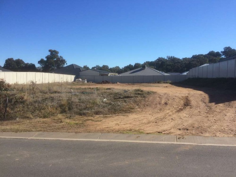 8 Kite Place, Wodonga VIC 3690