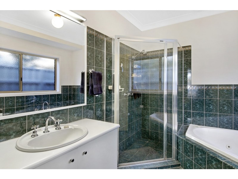 10 Hallam Street, Glenroy NSW 2640