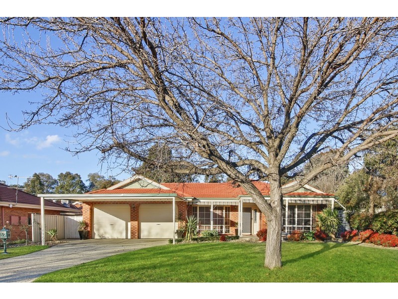 10 Hallam Street, Glenroy NSW 2640