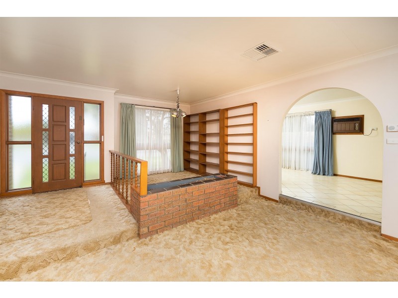 587 Prune Street, Lavington NSW 2641
