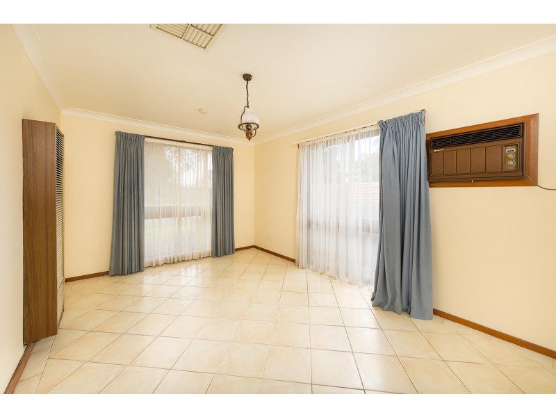 587 Prune Street, Lavington NSW 2641