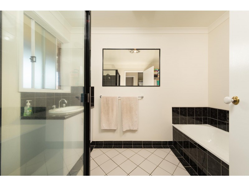 6 Thomas Place, Wodonga VIC 3690