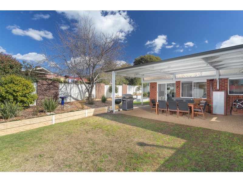 6 Thomas Place, Wodonga VIC 3690