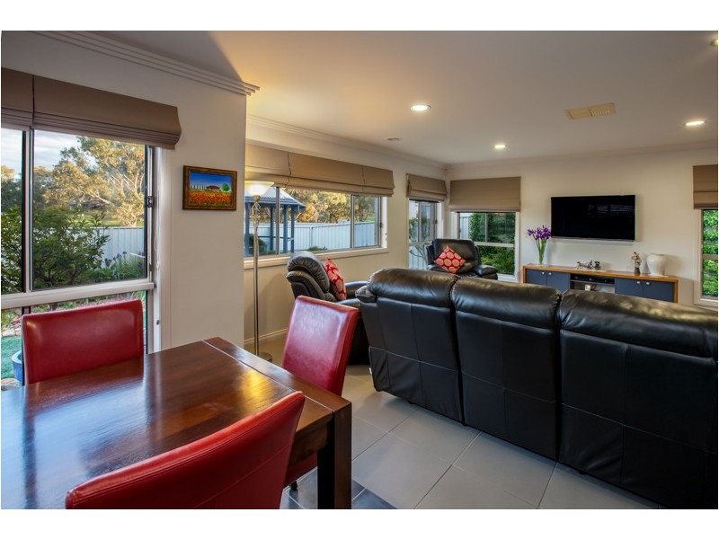 39 Golflinks Avenue, Wodonga VIC 3690