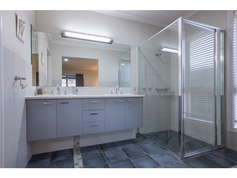 39 Golflinks Avenue, Wodonga VIC 3690