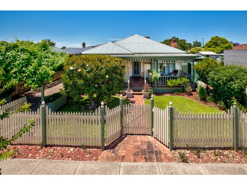 14 Cummings Street, Wodonga VIC 3690