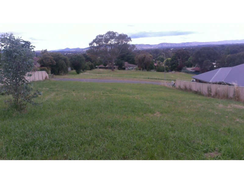 957 Malaguena Avenue, Glenroy NSW 2640