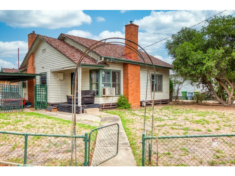 203 Lawrence Street, Wodonga VIC 3690