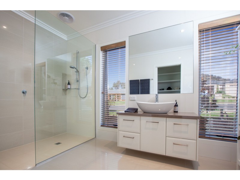 47 Firestone Way, Wodonga VIC 3690