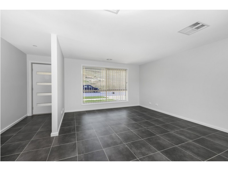 35 Kenneth Watson Drive, Wodonga VIC 3690