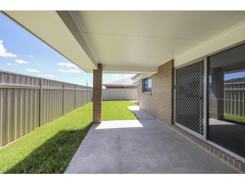 35 Kenneth Watson Drive, Wodonga VIC 3690
