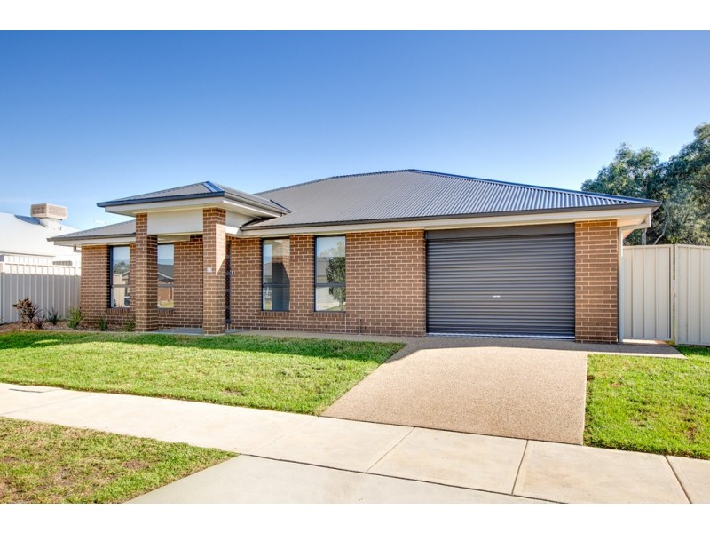 47 Pech Avenue, Jindera NSW 2642