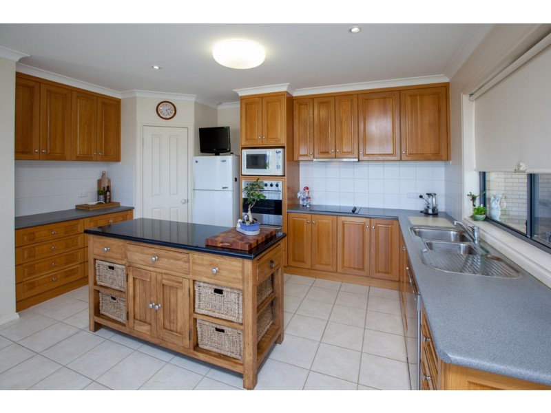 7 Berkeley Close, Wodonga VIC 3690