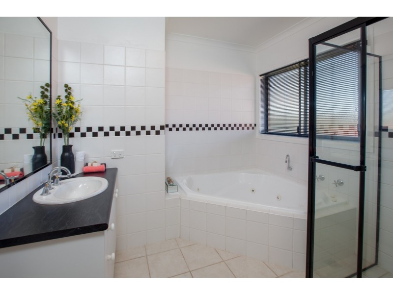 7 Berkeley Close, Wodonga VIC 3690