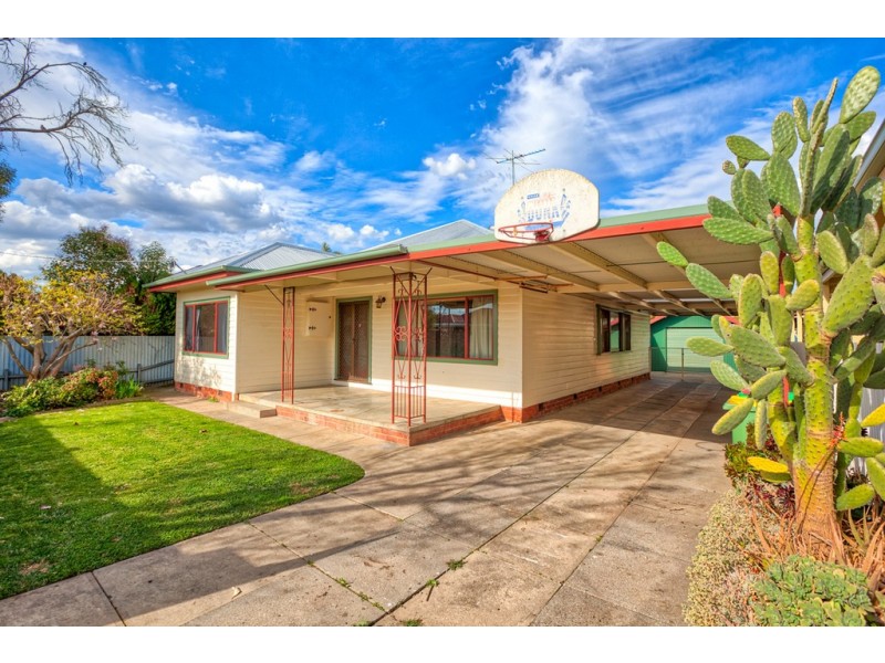 42 Awburn Street, Wodonga VIC 3690