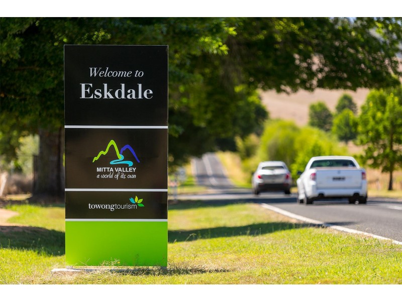 3801 Omeo Highway, Eskdale VIC 3701