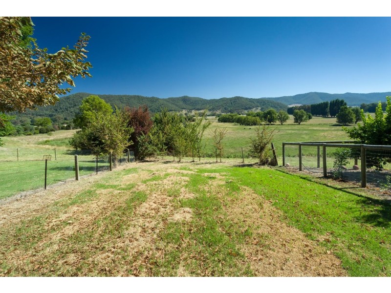 3801 Omeo Highway, Eskdale VIC 3701