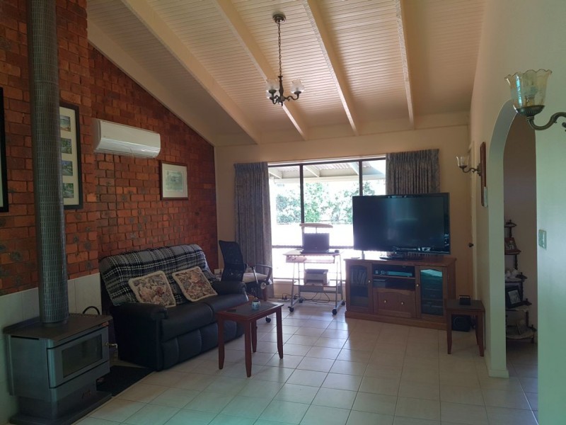 39 Moore Street, Baddaginnie VIC 3670