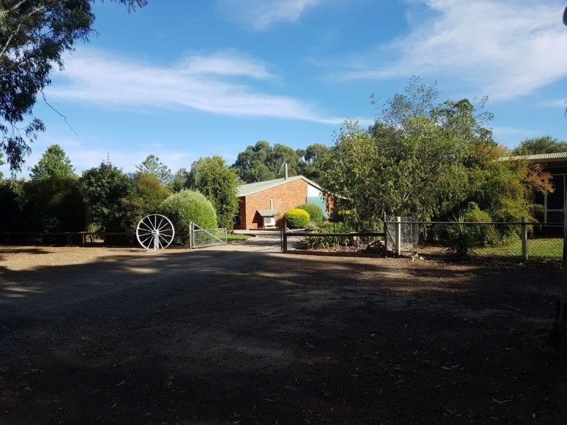 39 Moore Street, Baddaginnie VIC 3670