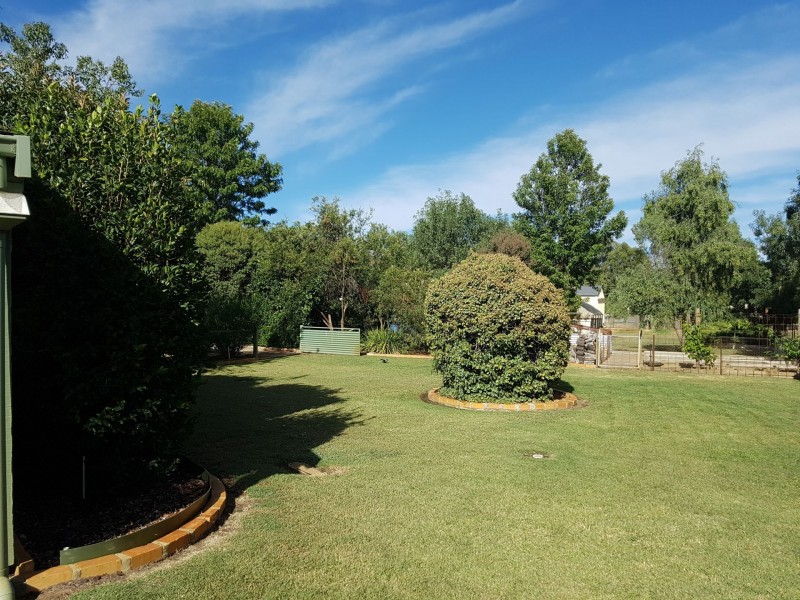 39 Moore Street, Baddaginnie VIC 3670