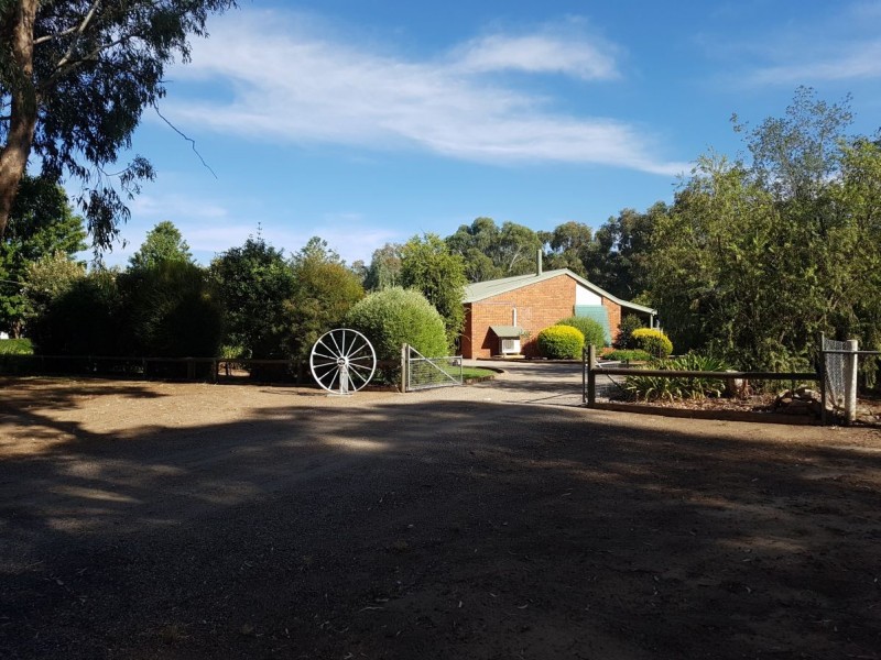 39 Moore Street, Baddaginnie VIC 3670