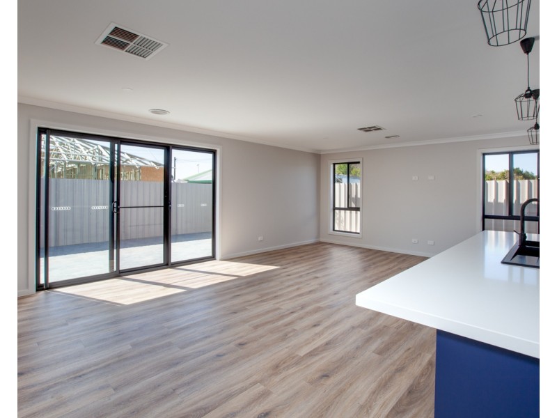 2/89 Mitchell Street, Wodonga VIC 3690