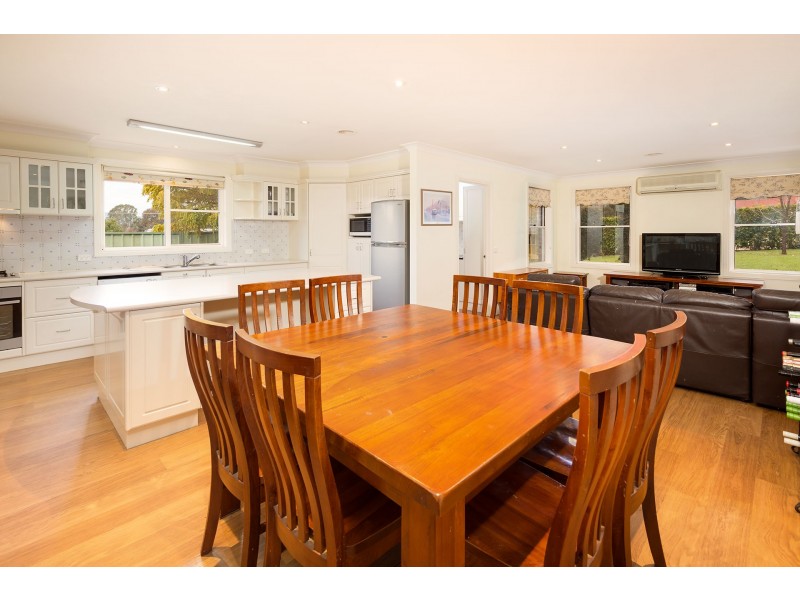 1 Murra Court, Kiewa VIC 3691