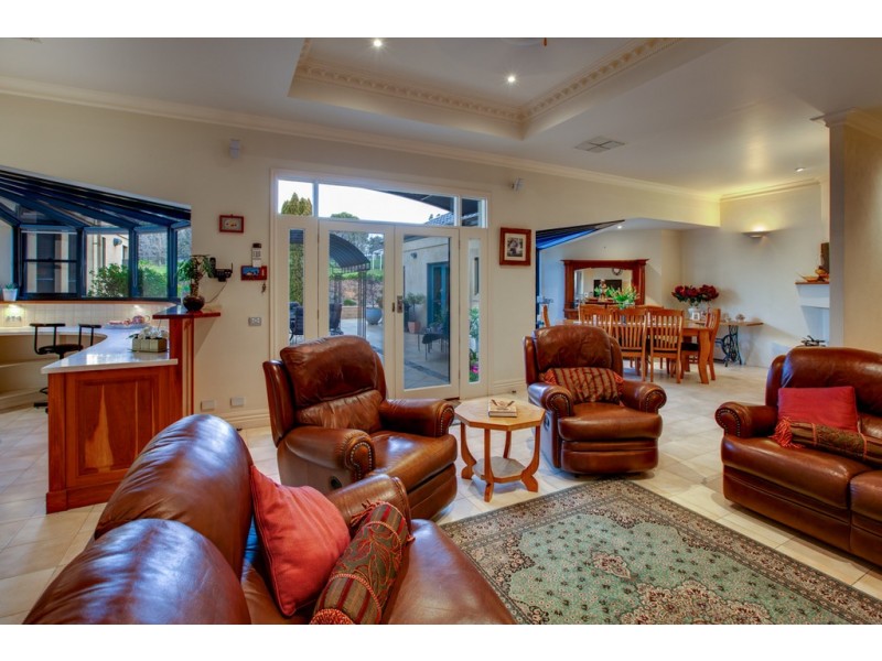 21 Glen Avon Terrace, Wodonga VIC 3690