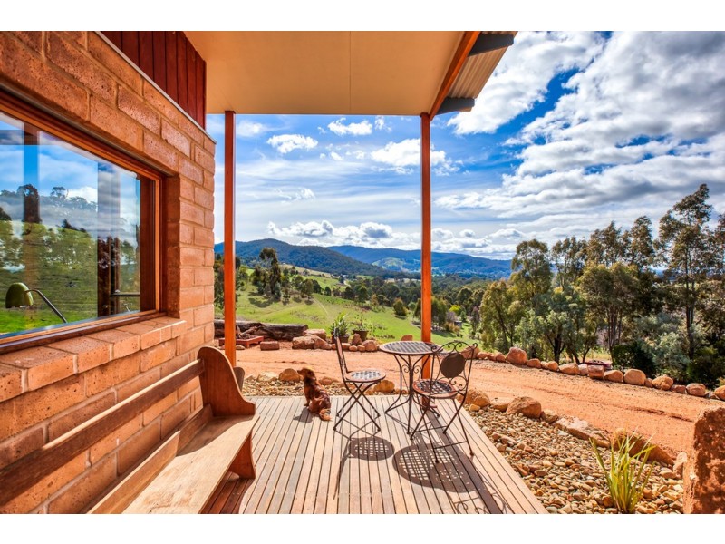 302 Bells Flat Road, Yackandandah VIC 3749