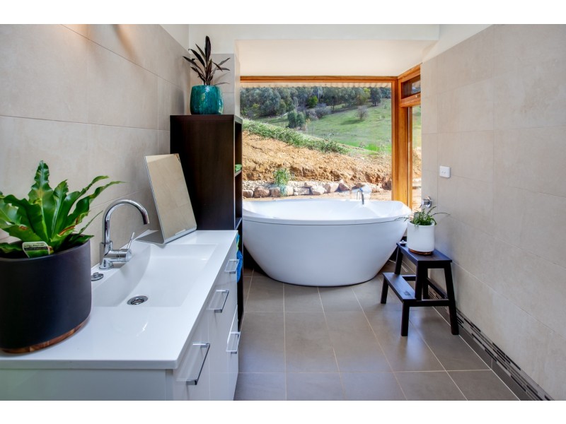 302 Bells Flat Road, Yackandandah VIC 3749