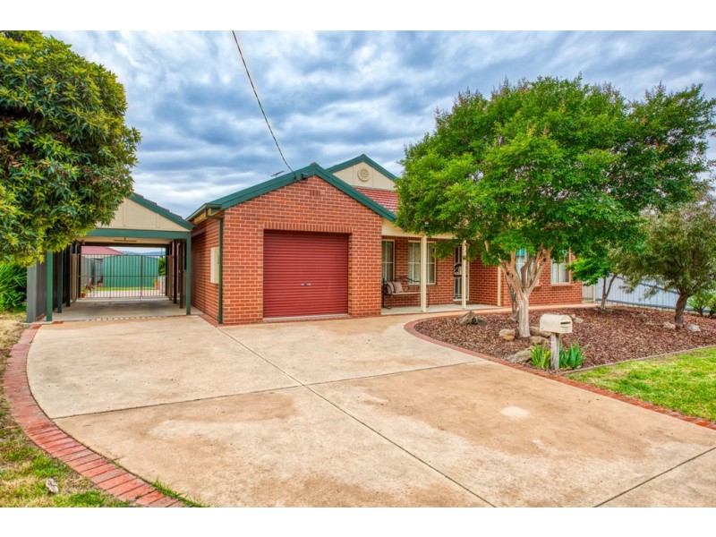 12 Lachlan Court, Wodonga VIC 3690