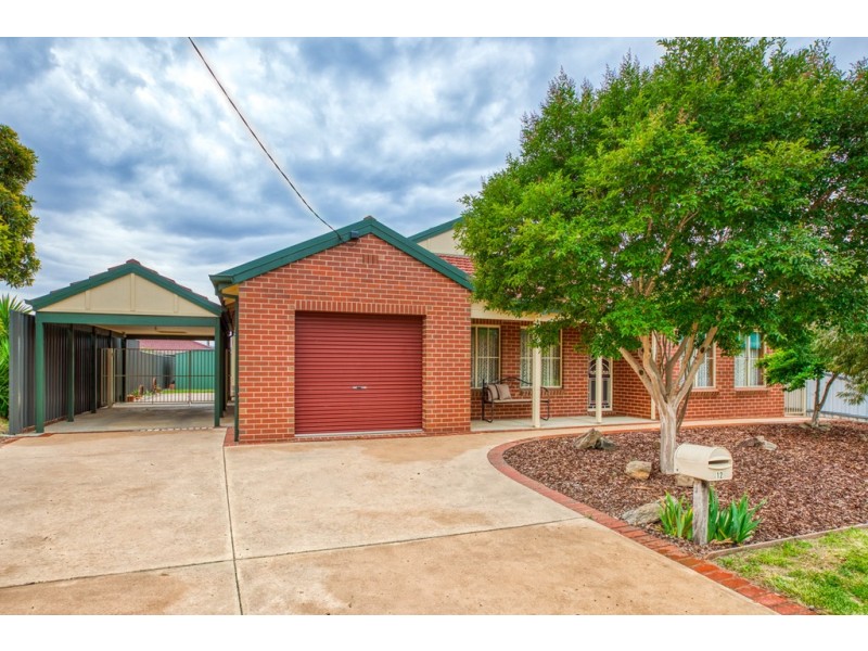 12 Lachlan Court, Wodonga VIC 3690