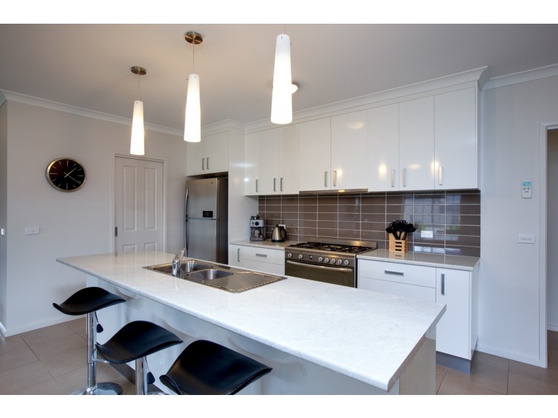 15 Hemlock Court, Baranduda VIC 3691