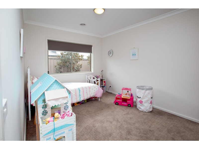 15 Hemlock Court, Baranduda VIC 3691