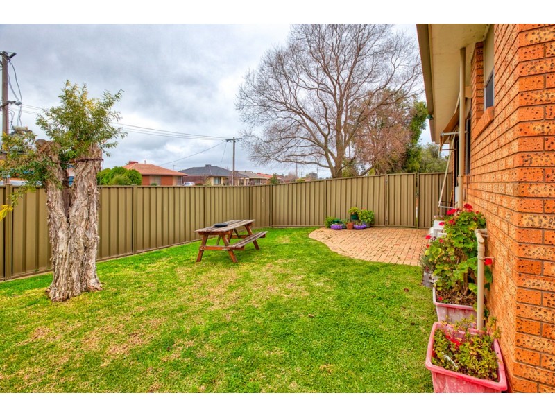 1/11 Angus Avenue, Wodonga VIC 3690