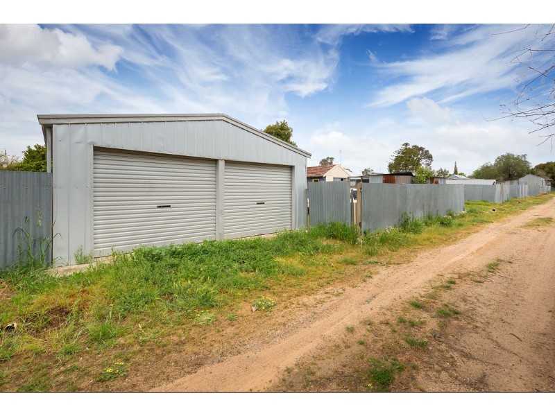 4 Graham Street, Henty NSW 2658