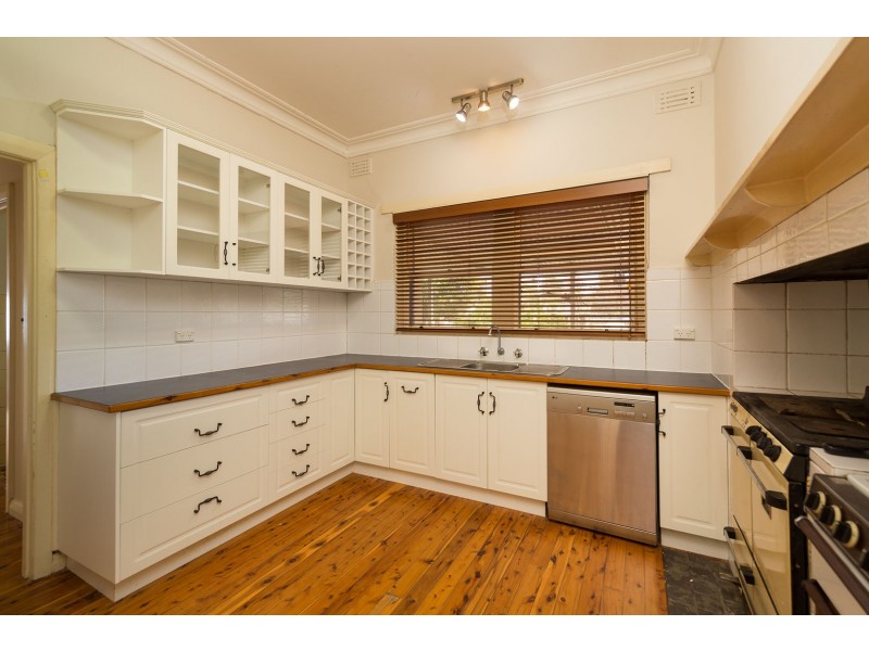 4 Graham Street, Henty NSW 2658