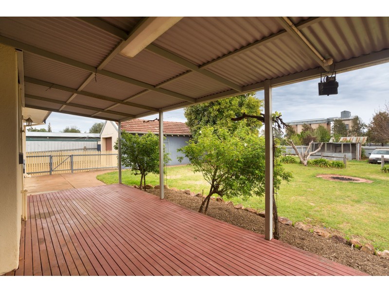 4 Graham Street, Henty NSW 2658