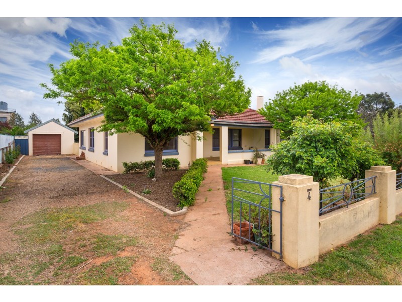 4 Graham Street, Henty NSW 2658