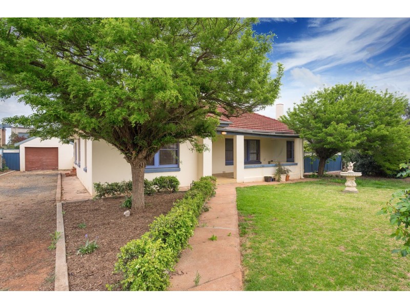 4 Graham Street, Henty NSW 2658