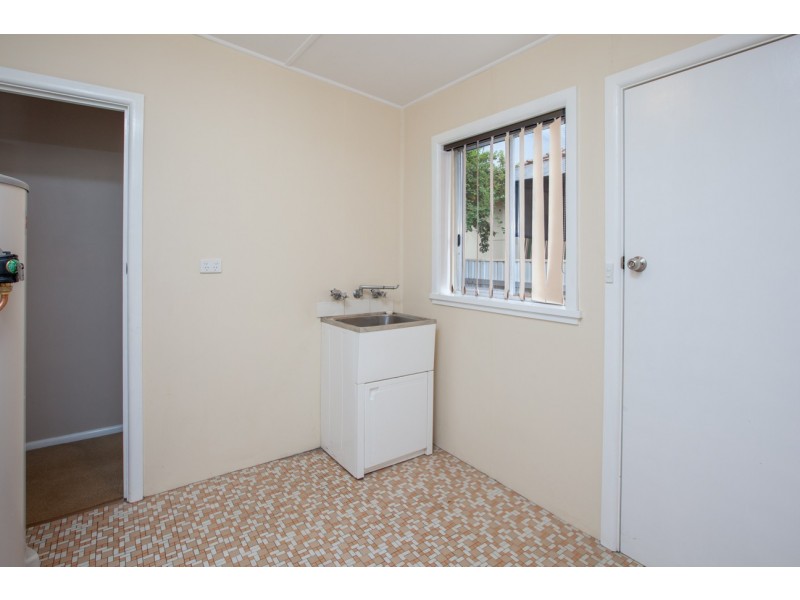 240 Kooba Street, North Albury NSW 2640