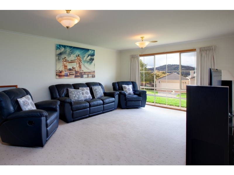 15 Jevington Drive, Wodonga VIC 3690