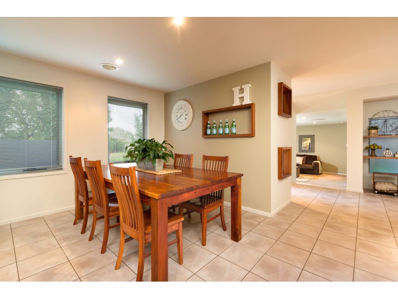 4 Pitcher Place, Wodonga VIC 3690