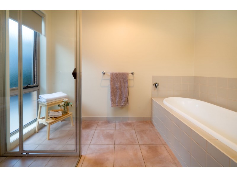 4 Pitcher Place, Wodonga VIC 3690