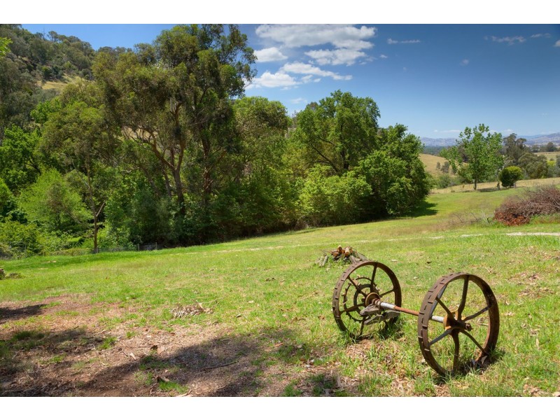 36 Hodgson Lane, Yackandandah VIC 3749