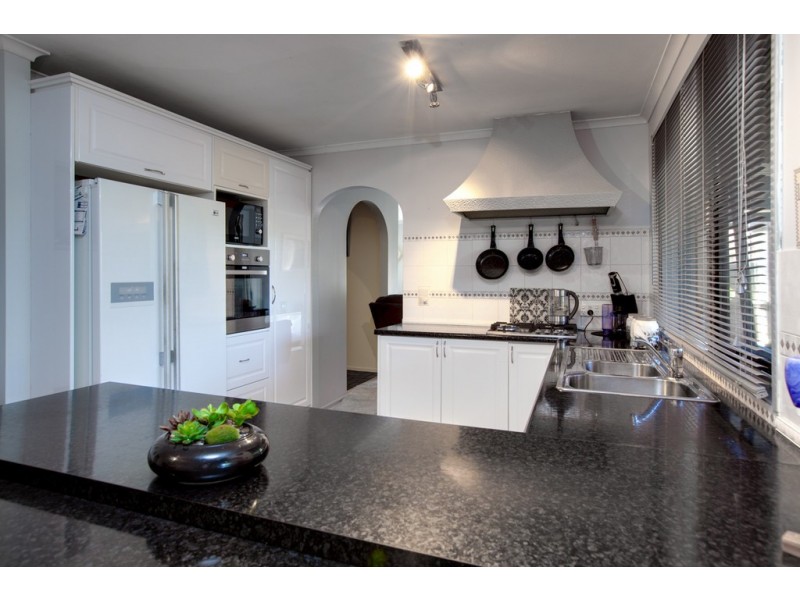 4 Celtic Court, Wodonga VIC 3690