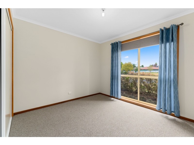 6 Jason Circuit, Wodonga VIC 3690