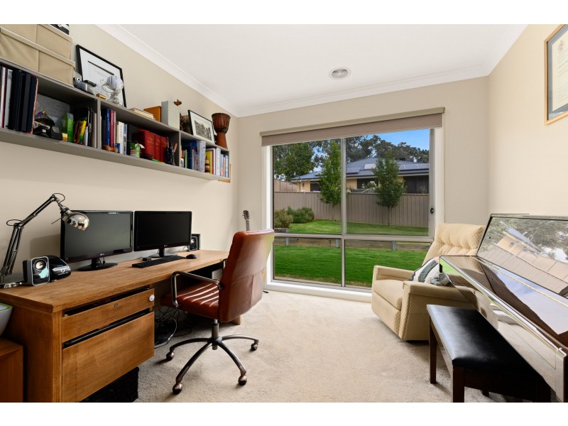 10 Blue Bonnet Way, Wodonga VIC 3690