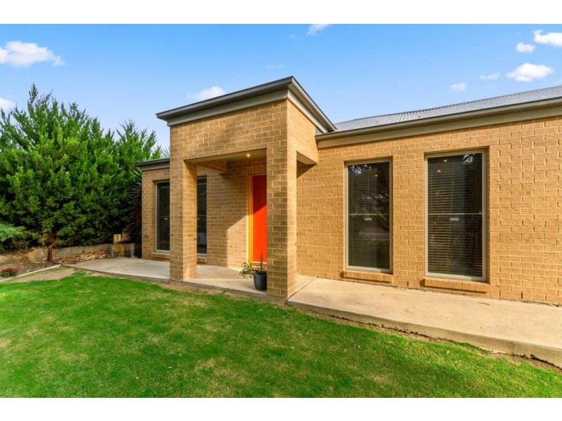 10 Blue Bonnet Way, Wodonga VIC 3690