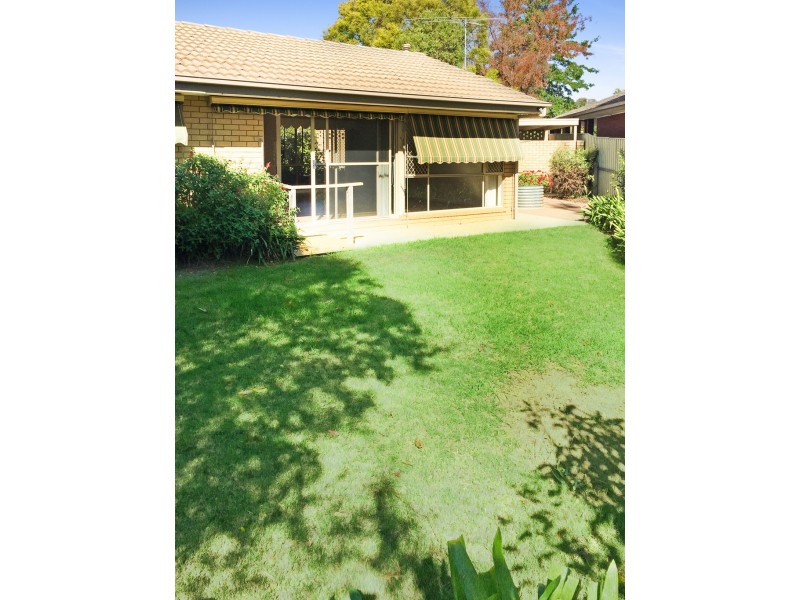 3 24 Huon Creek Road, Wodonga VIC 3690